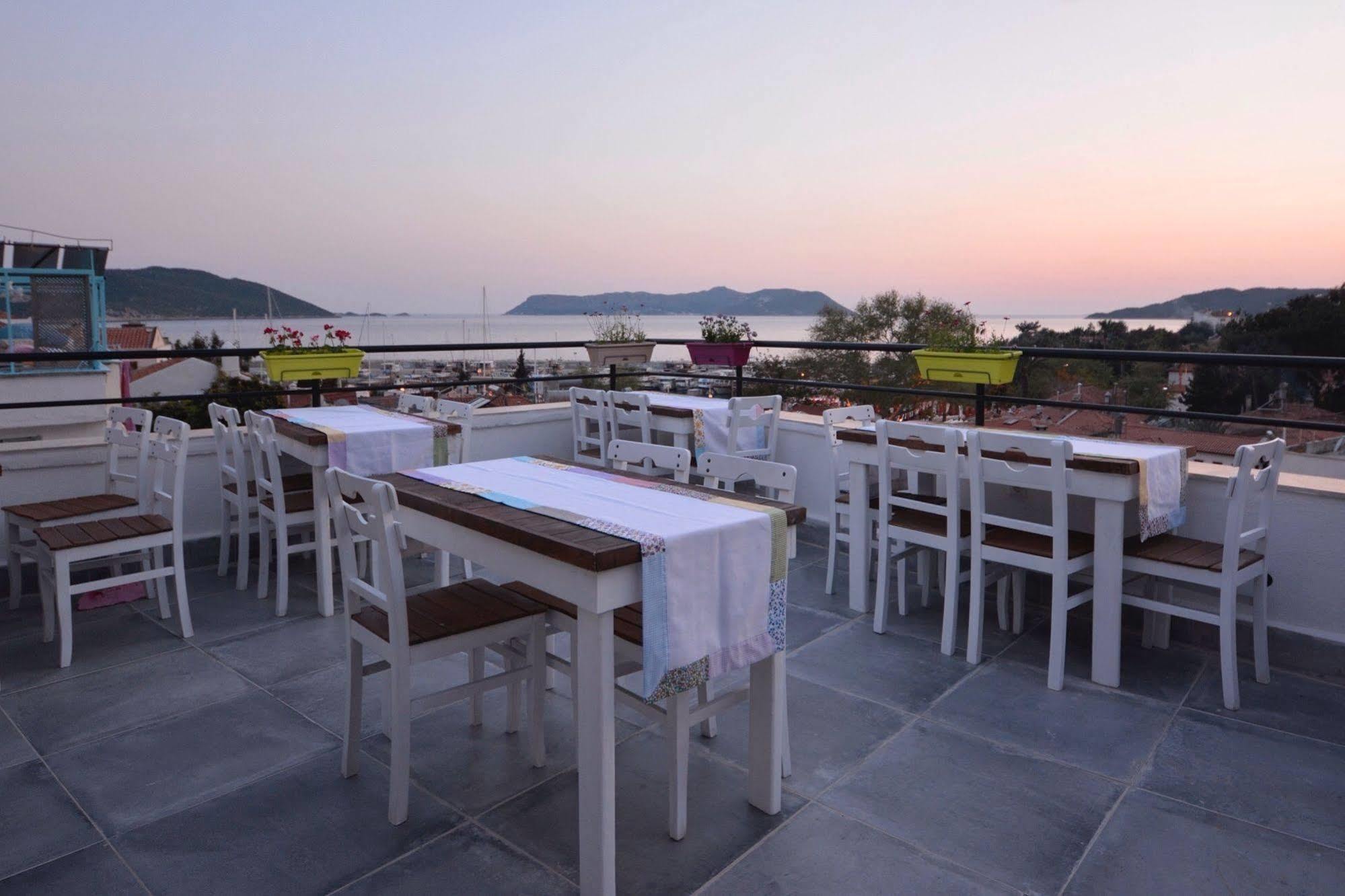 8 Pansiyon Kaş Exterior foto